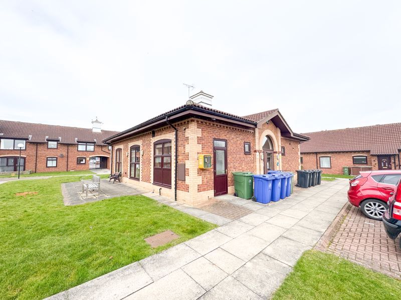 Additional image 9 of 2 bed flat for saleQueens Court, Grimsby DN34