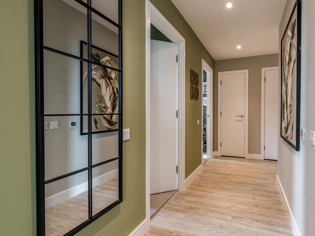 Additional image 15 of 2 bed flat for saleKent Avenue, Dagenham RM9