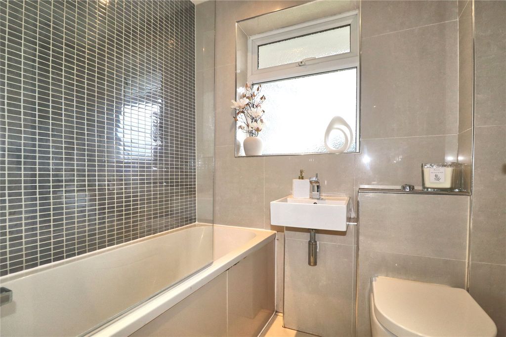 Additional image 8 of 3 bed semi-detached house for saleWoking, Surrey GU21