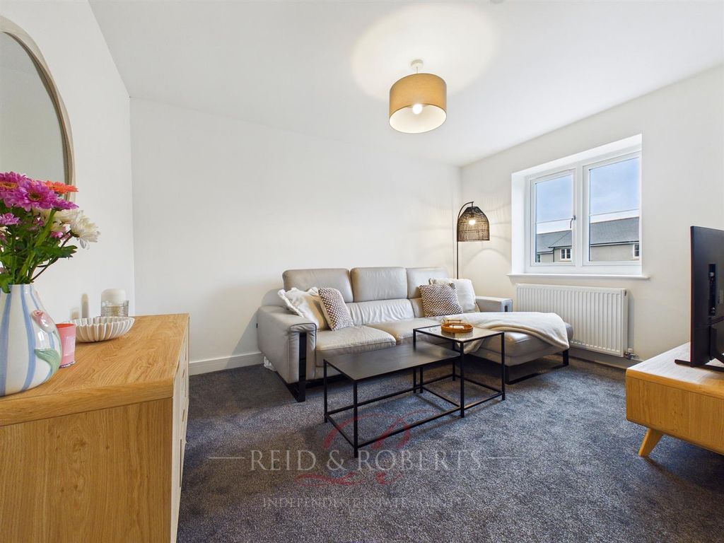 Additional image 3 of 3 bed property for saleLluesty Gardens, Holywell CH8