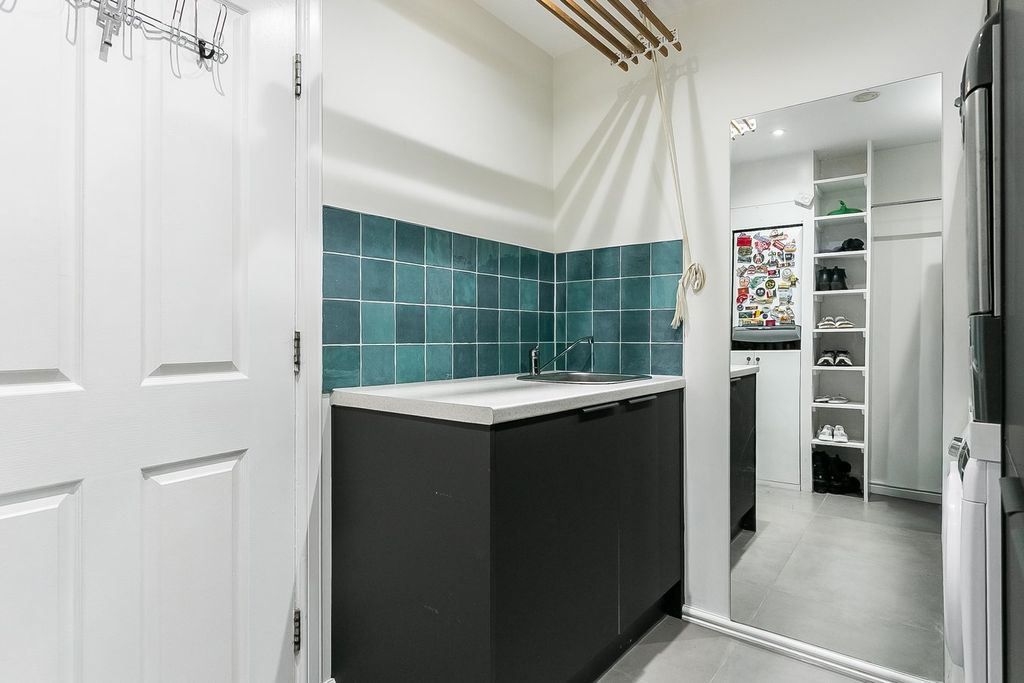 Additional image 13 of 4 bed semi-detached house for saleFernieside Place, Edinburgh EH17