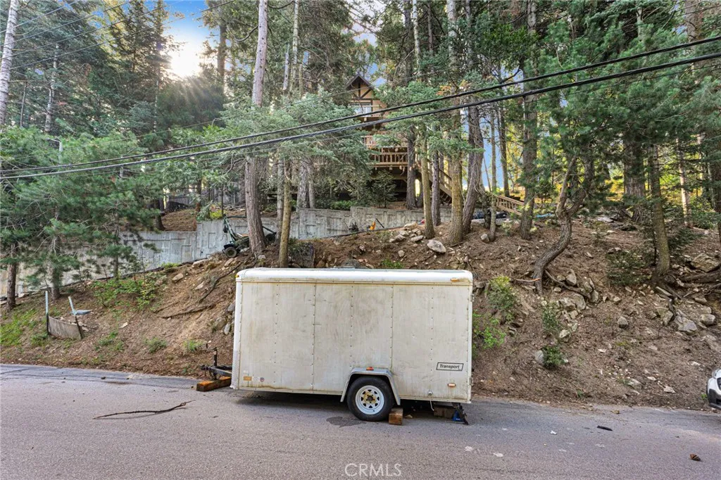 Additional image 31 of 26697 Lake Forest Dr, Twin Peaks, CA 92391