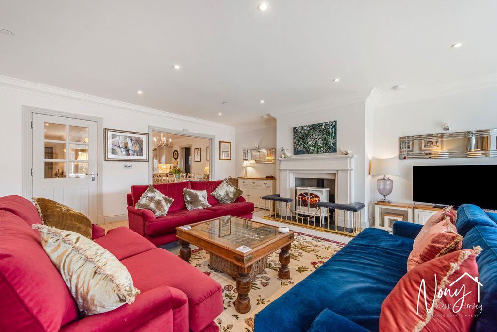 Additional image 9 of 4 bed detached house for saleStiles Yard, Alresford SO24