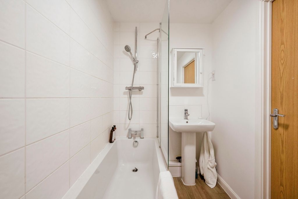 Additional image 9 of 1 bed flat for saleRosso Close, Doncaster, South Yorkshire DN4