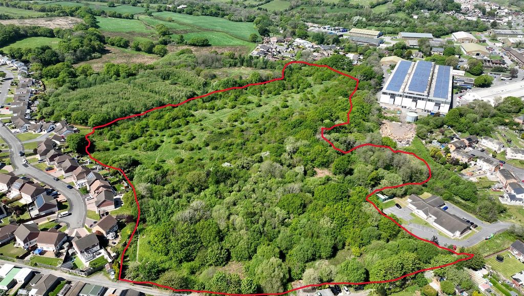 Land for saleGer Y Nant, Llangennech SA14