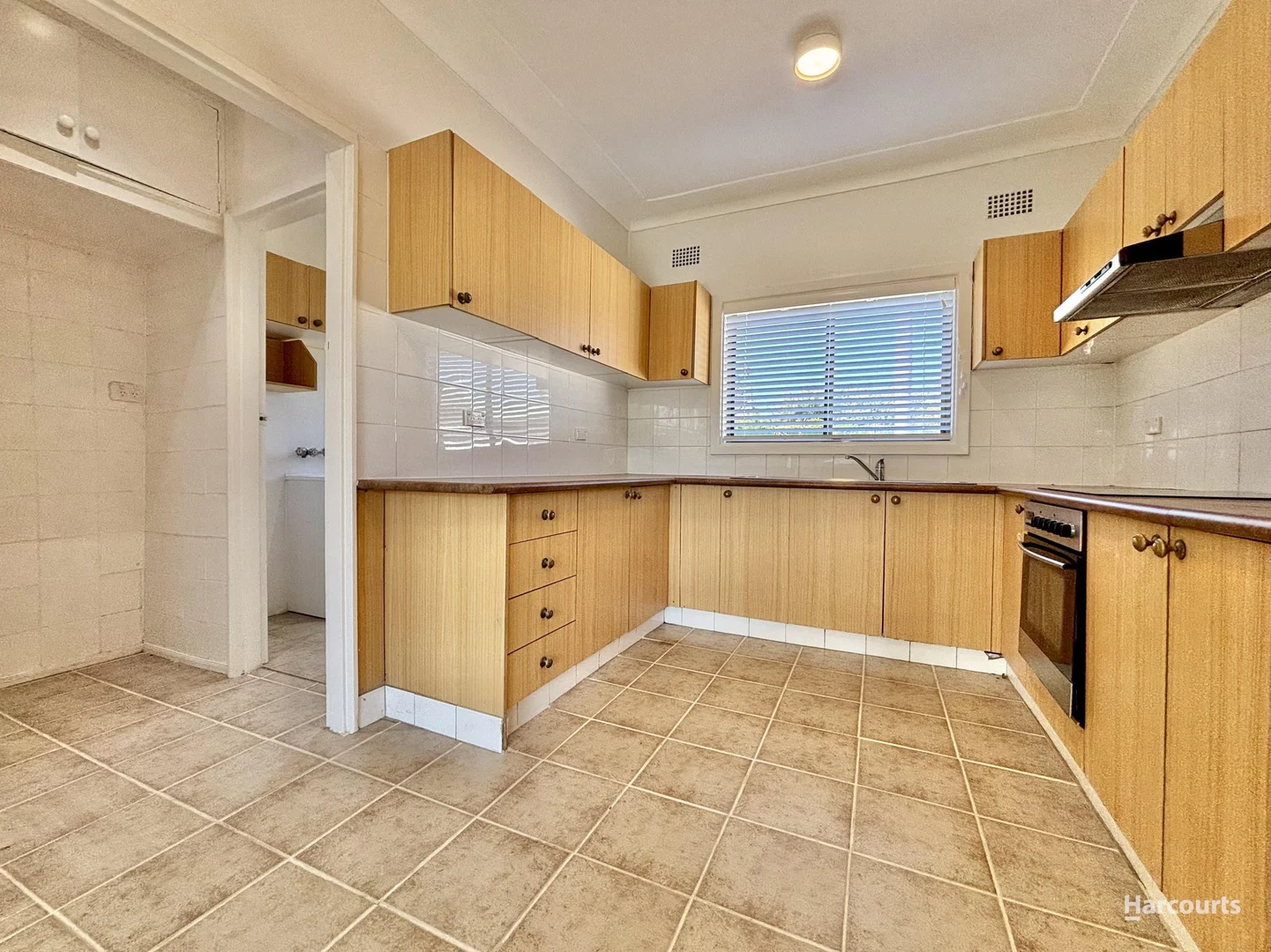 4 Chisholm Crescent, Bradbury NSW 2560 photo 3