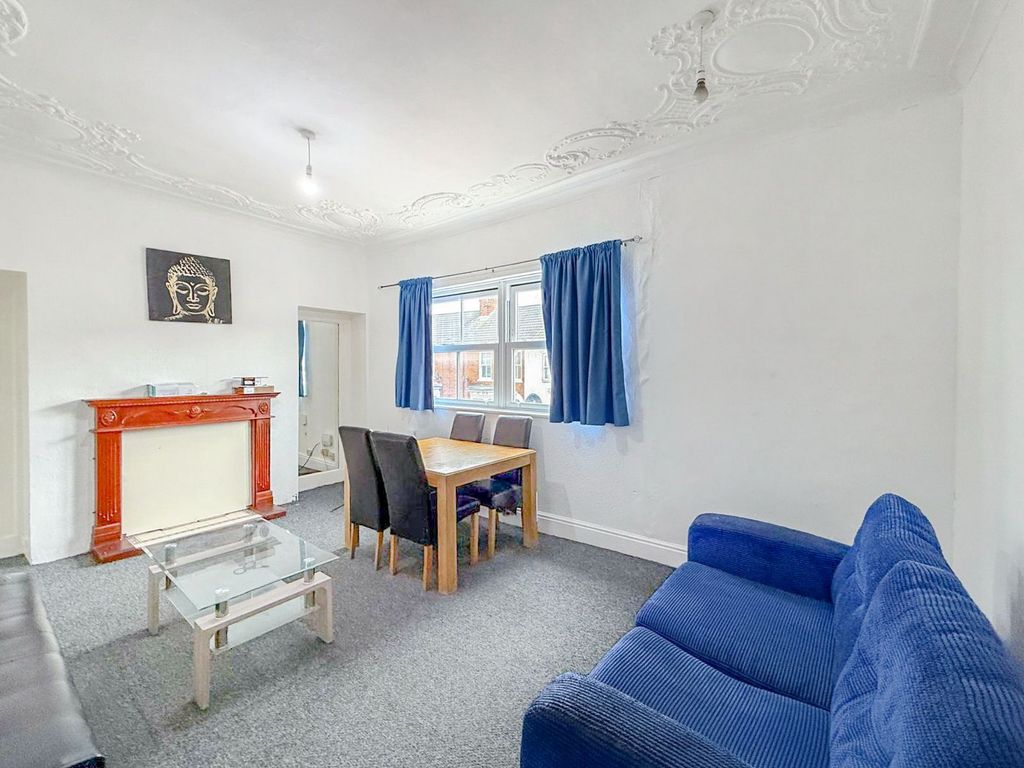 Additional image 8 of 4 bed flat for saleMelrose Street, Hull HU3