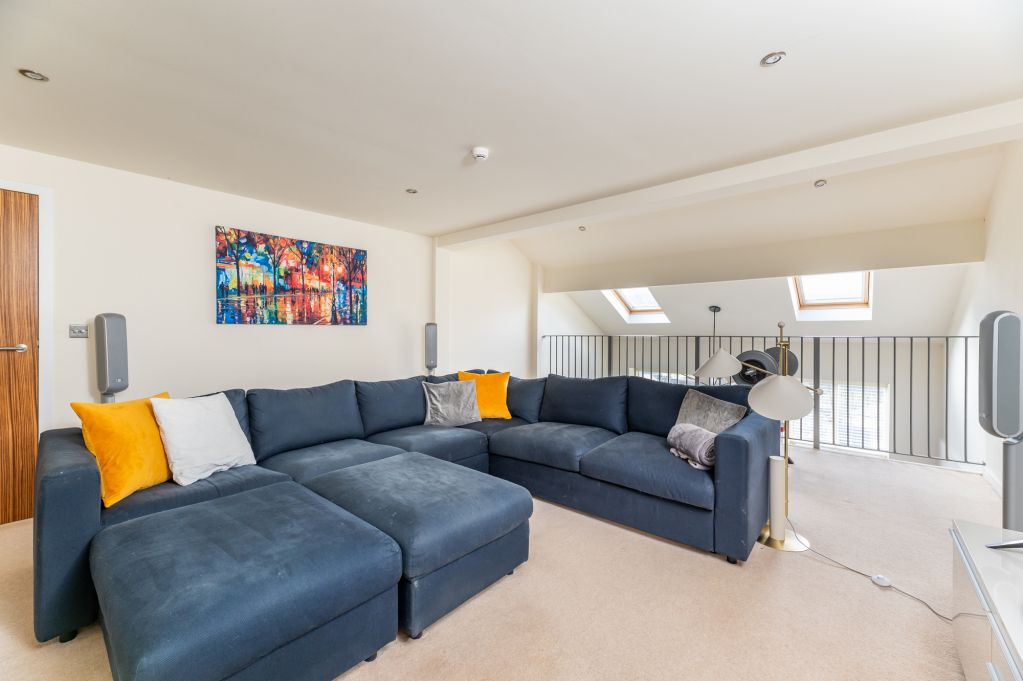 Additional image 2 of 3 bed flat for saleAiredale Mills, Micklethwaite Lane, Bingley, West Yorkshire BD16