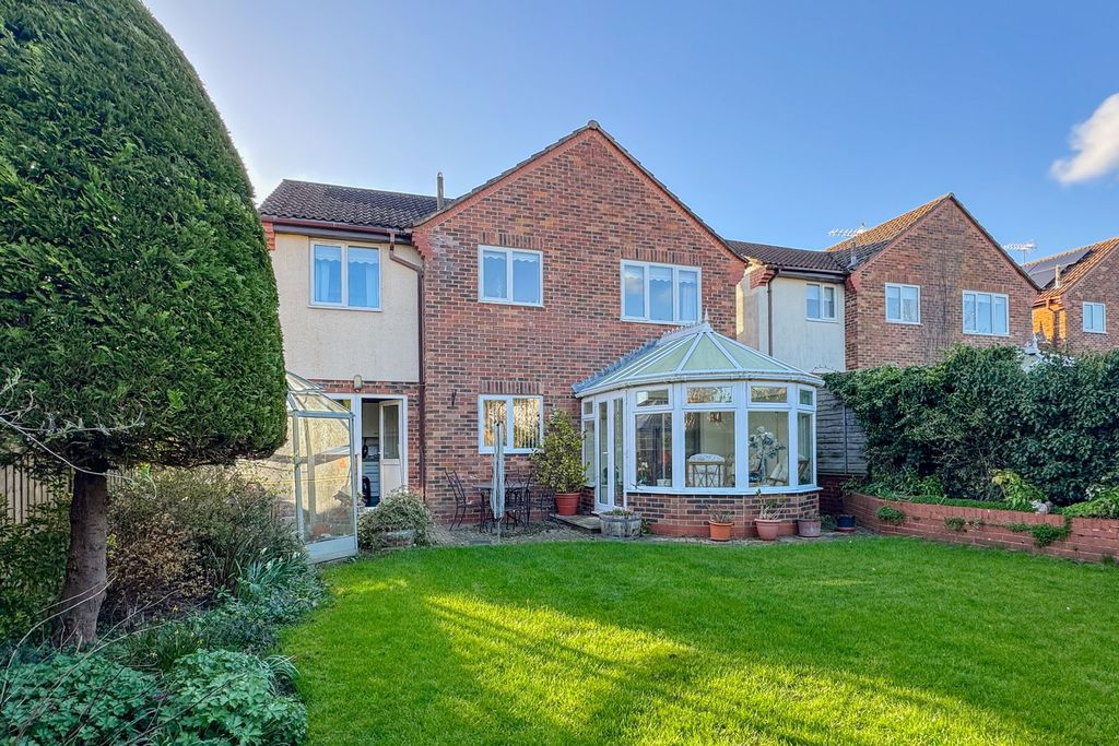 Additional image 10 of 4 bed detached house for saleOrchard Close, Alresford SO24