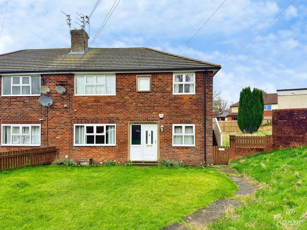 2 bed flat for saleOakfield Avenue, Accrington BB5