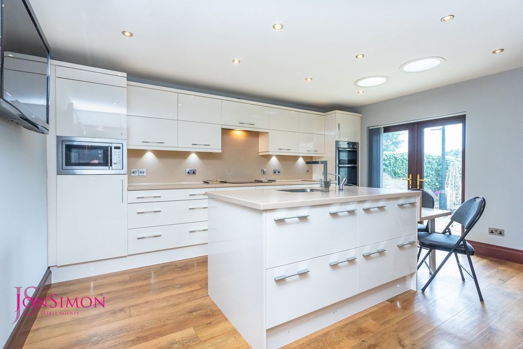 Additional image 11 of 5 bed detached house for saleRoundhill Road, Haslingden, Rossendale BB4