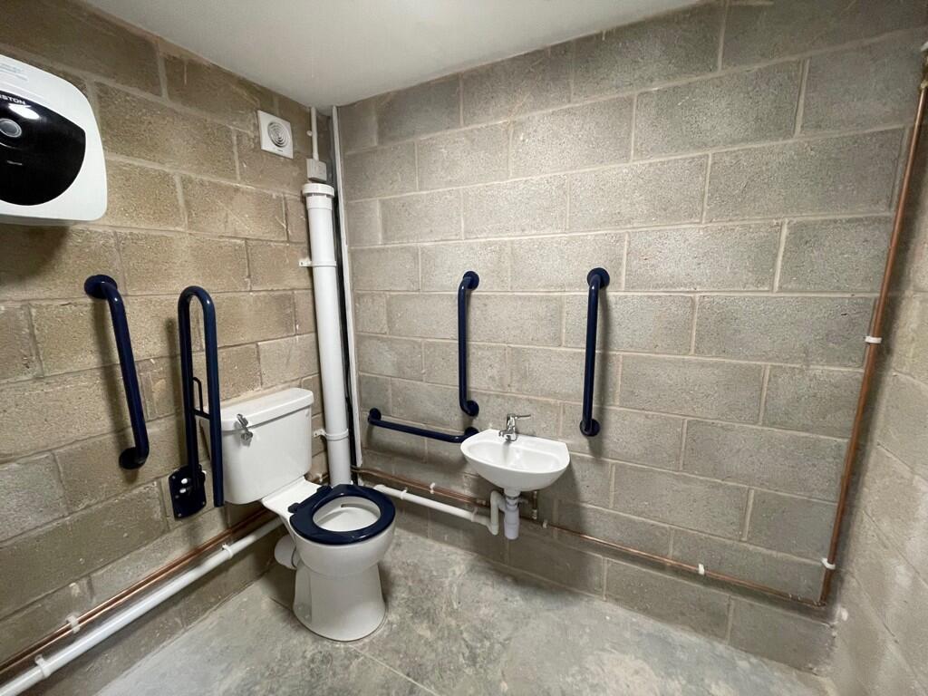 Additional image 4 of Unit 18, Momentum Business Centre, Haslingden Road, Guide, Blackburn, BB1 2NF