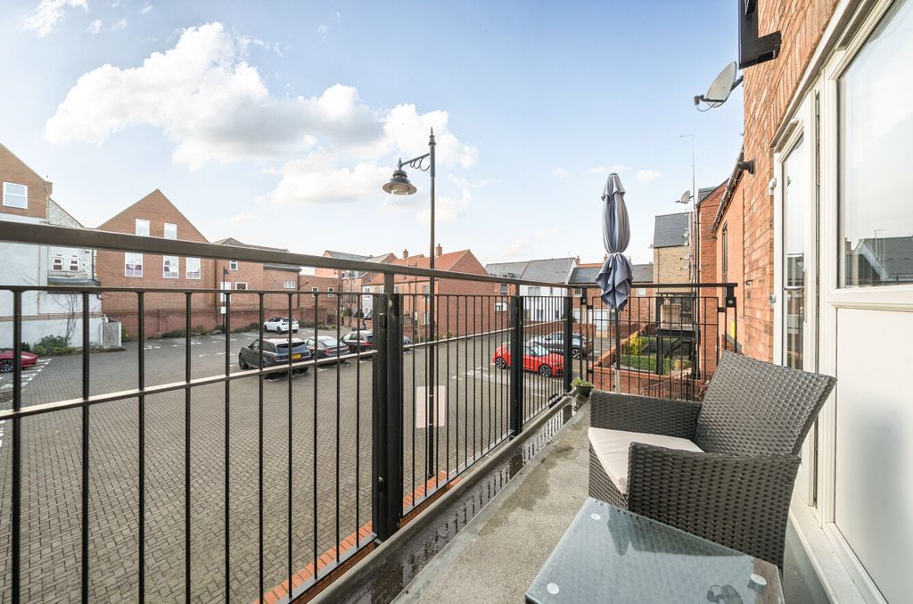Additional image 15 of 2 bed flat for saleScotts Court, Hull HU1