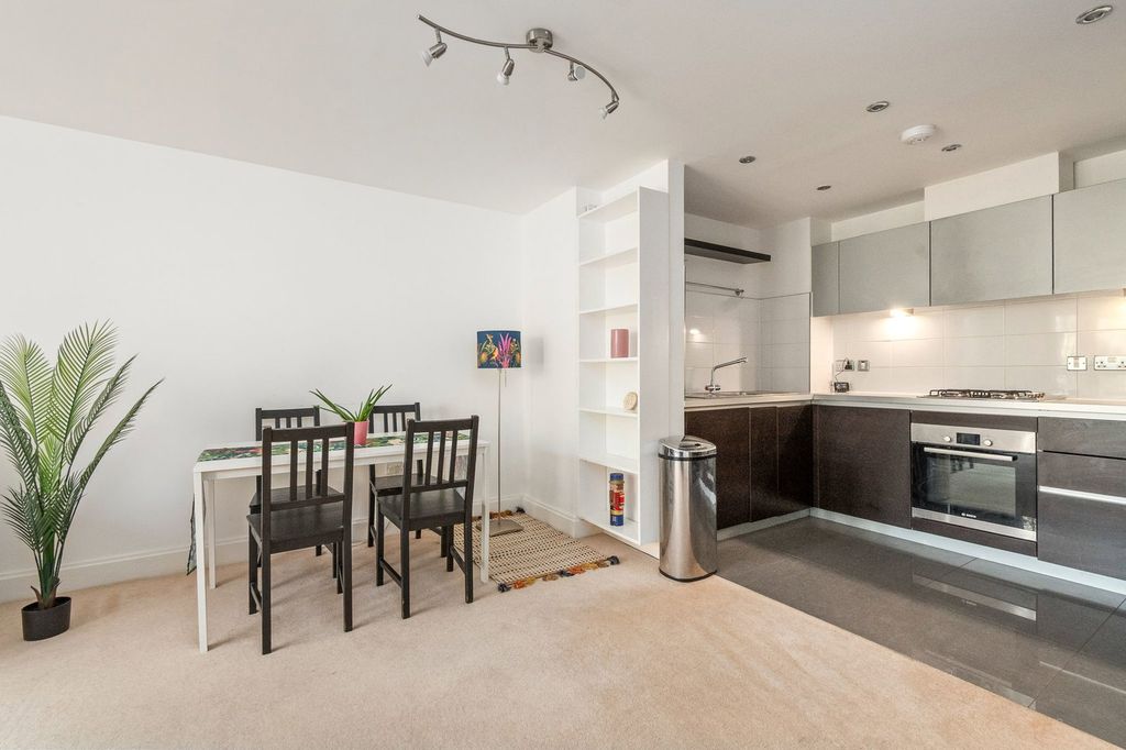 Additional image 6 of 1 bed flat for salePepys Court, Cambridge CB4