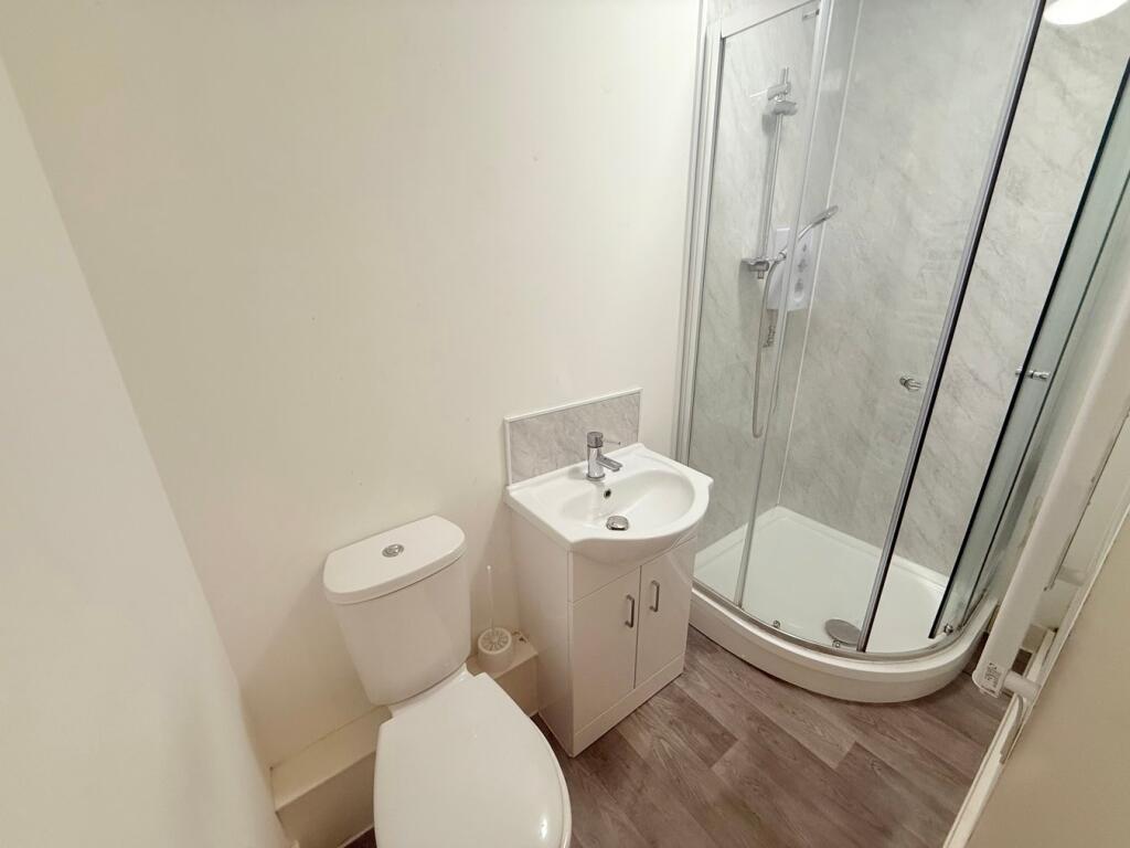 Additional image 7 of Newton Road, Yeovil, BA20