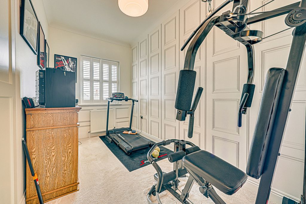 Additional image 40 of 5 bed detached house for saleVicarage Heights, Benfleet SS7