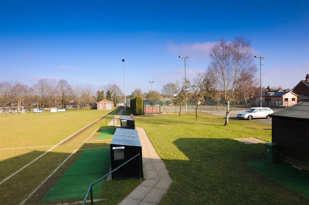 Additional image 34 of 1 bed flat for saleWayfarer Place, The Dean, Alresford SO24