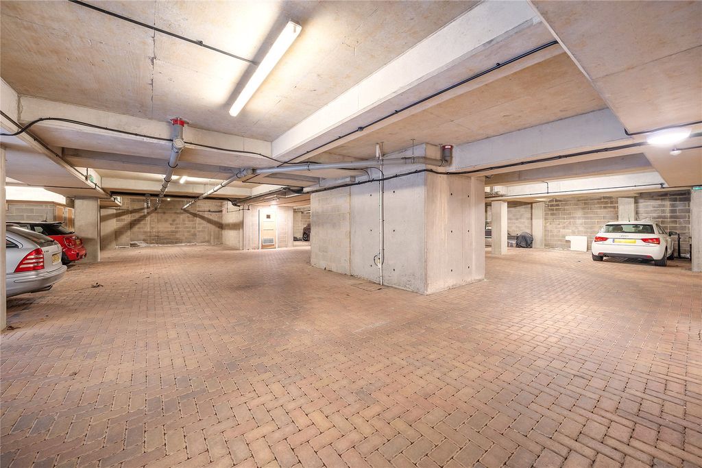 Additional image 12 of 2 bed flat for saleKemerton Road, Beckenham BR3