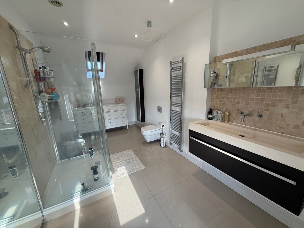 Additional image 20 of 4 bed barn conversion for saleHigh Street, Castle Donington DE74