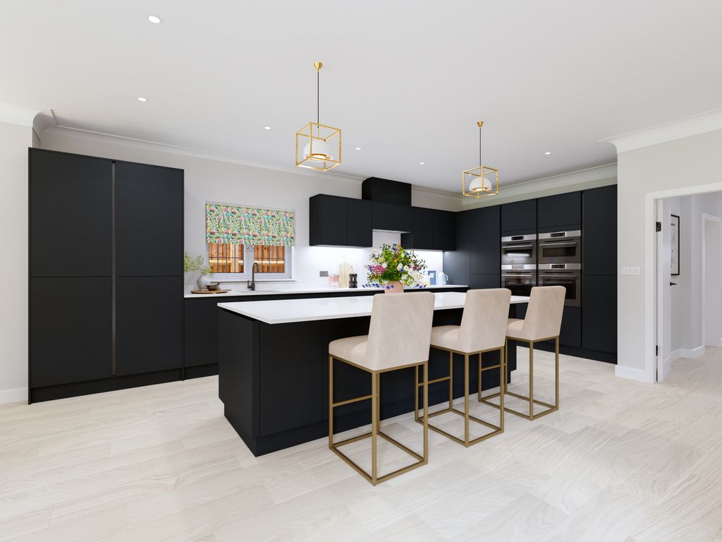 4 bed detached house for saleKings Green, Hall Lane RM14 photo 3
