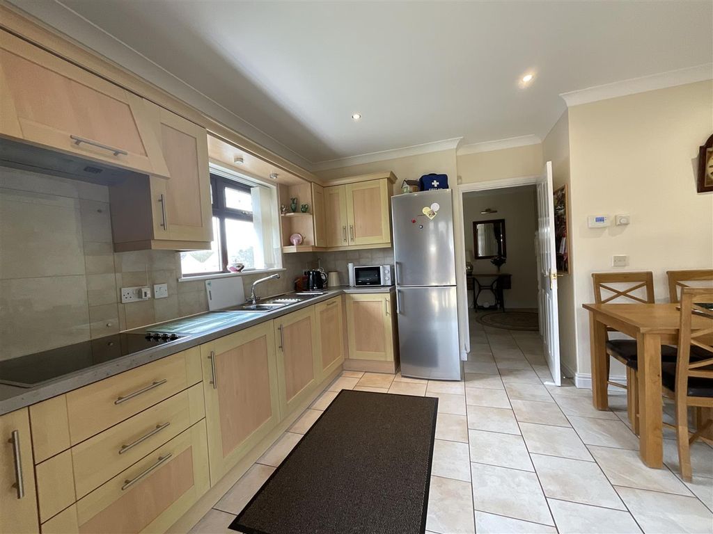 Additional image 15 of 4 bed detached bungalow for saleYr Hafod, Saron, Ammanford SA18