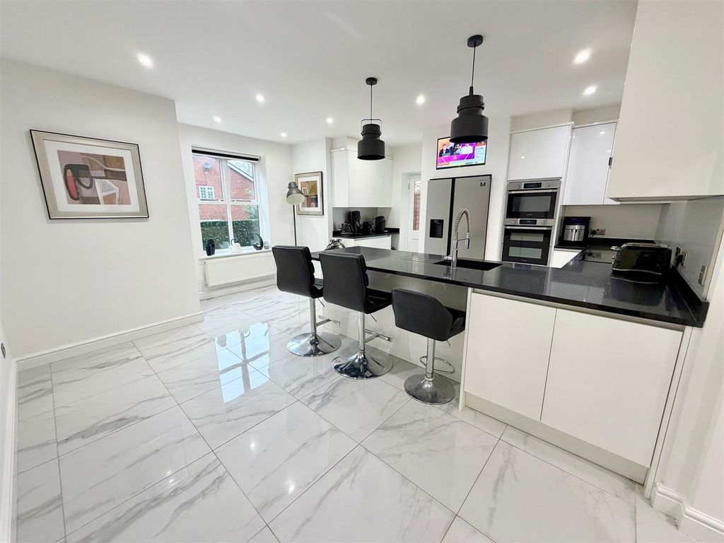 Additional image 3 of 3 bed flat for saleBooth Road, Altrincham WA14