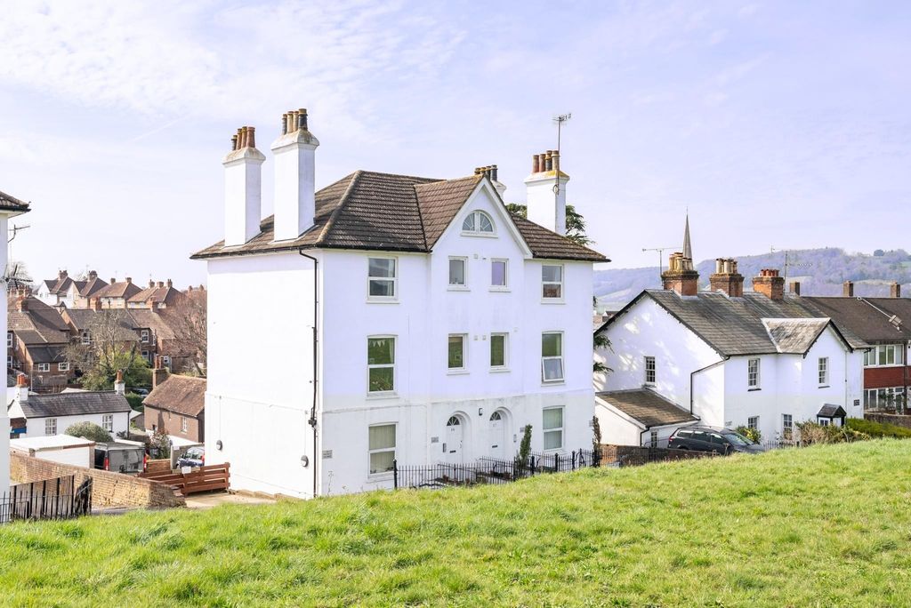 Studio for saleCotmandene, Dorking RH4