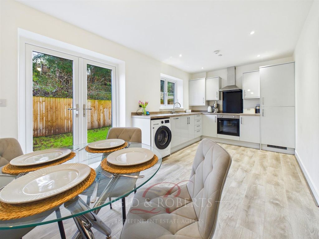 Additional image 14 of 3 bed property for saleLluesty Gardens, Holywell CH8