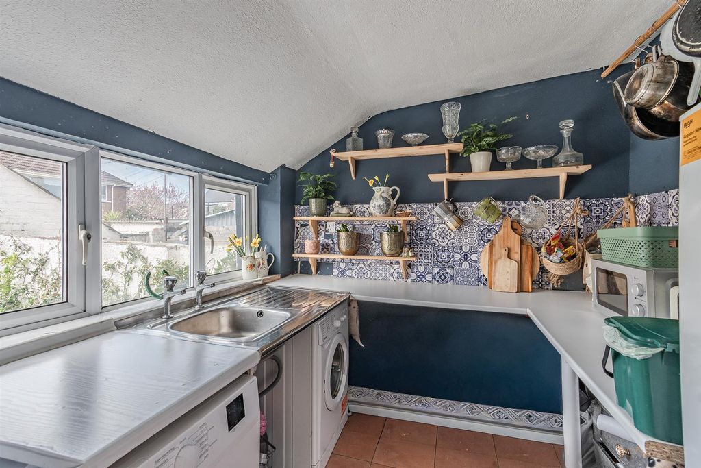 Additional image 24 of 4 bed terraced house for saleCastleland Street, Barry CF63
