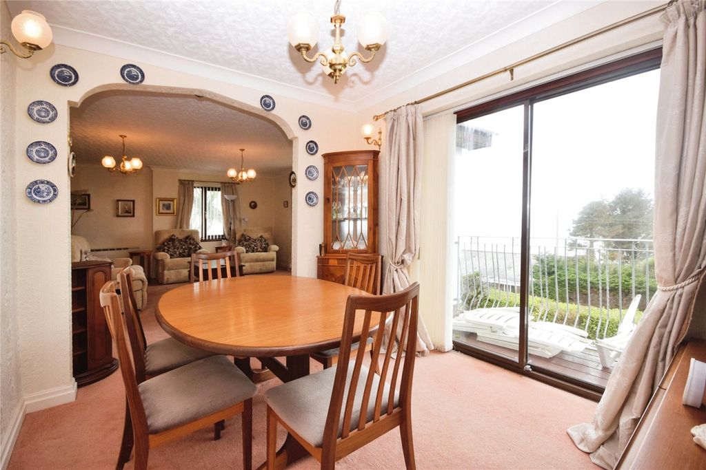 2 bed bungalow for saleStad Gwastadgoed Isaf, Llwyngwril, Gwynedd LL37 photo 5