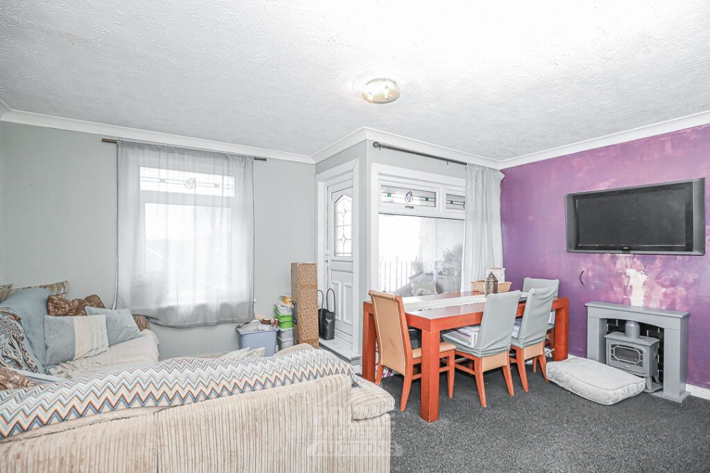 Additional image 2 of 3 bed maisonette for sale4F Tay Place, Johnstone PA5