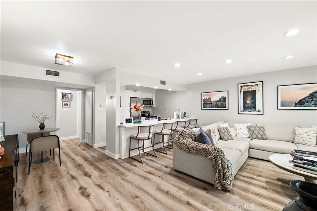 Additional image 10 of 4950 Louise Ave Unit 304, Encino, CA 91316