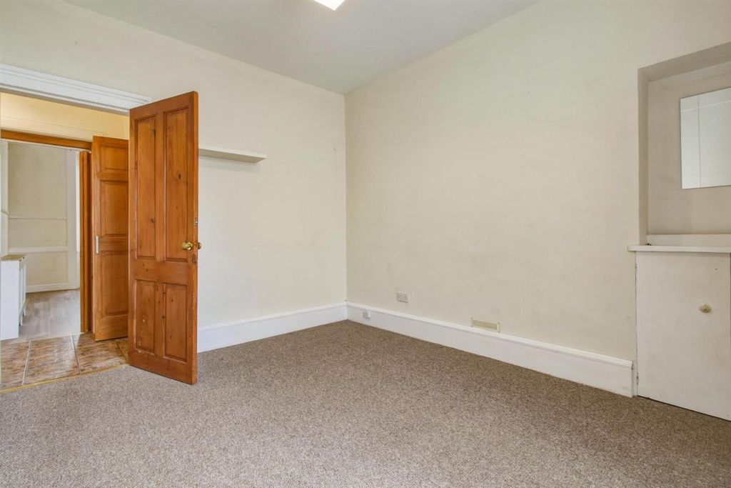 Additional image 8 of 2 bed flat for saleKnoxland Square, Dumbarton G82
