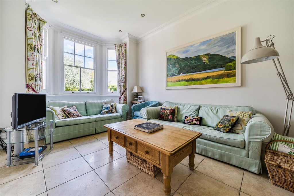 Additional image 9 of 6 bed detached house for salePemberley Avenue, Bedford MK40