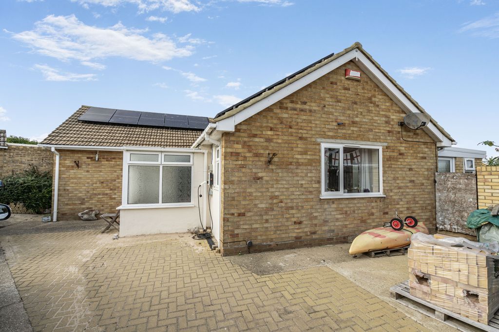 3 bed detached bungalow for saleThe Retreat, Birchington CT7