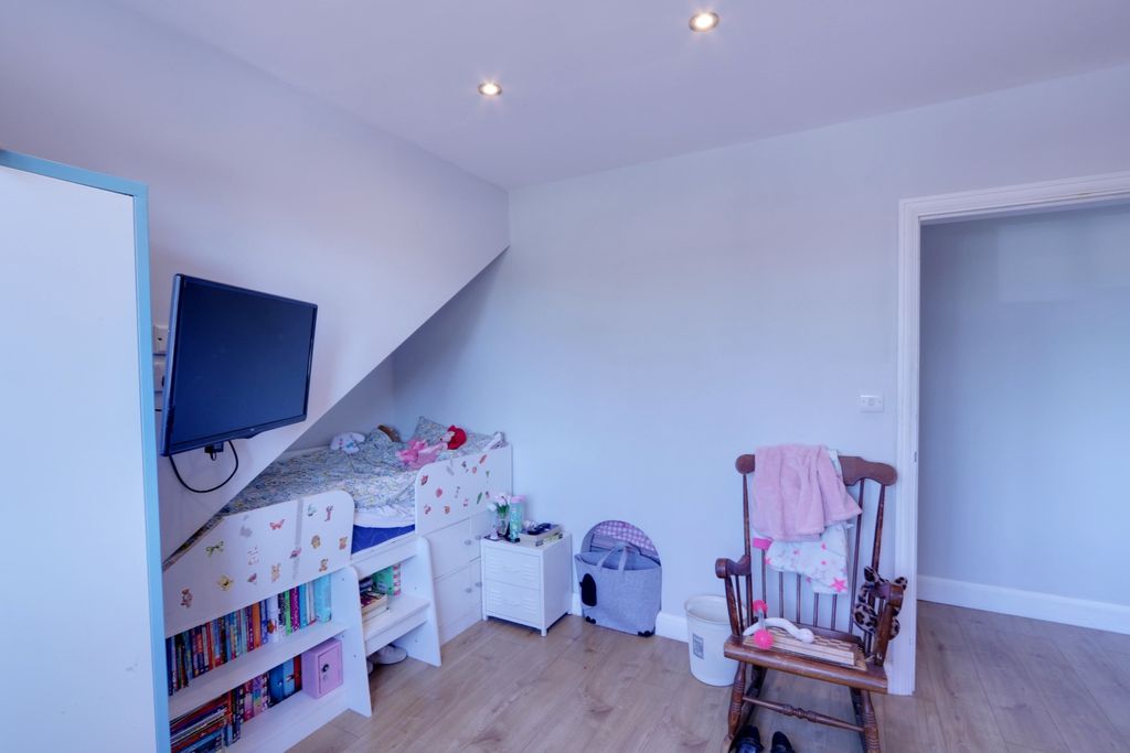 Additional image 24 of 5 bed detached house for sale6 Heathfield, Benfleet SS7