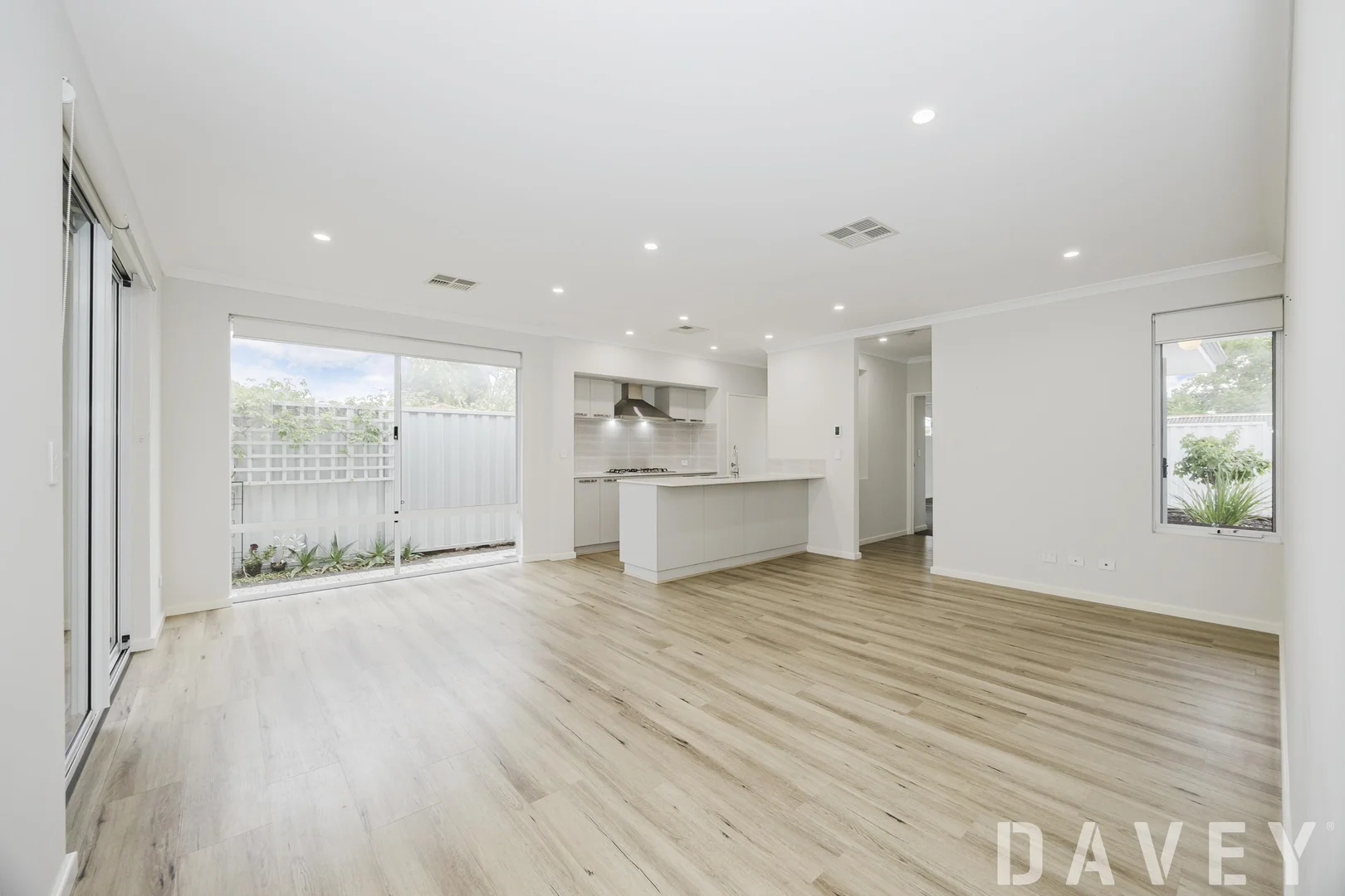 Additional image 6 of 5C Ornum Place, Innaloo WA 6018