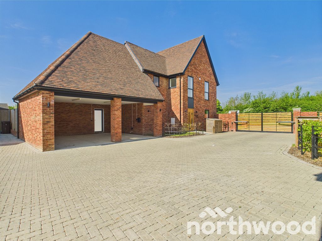 5 bed detached house for saleWhistle Farm Meadow, Great Chart, Ashford TN23