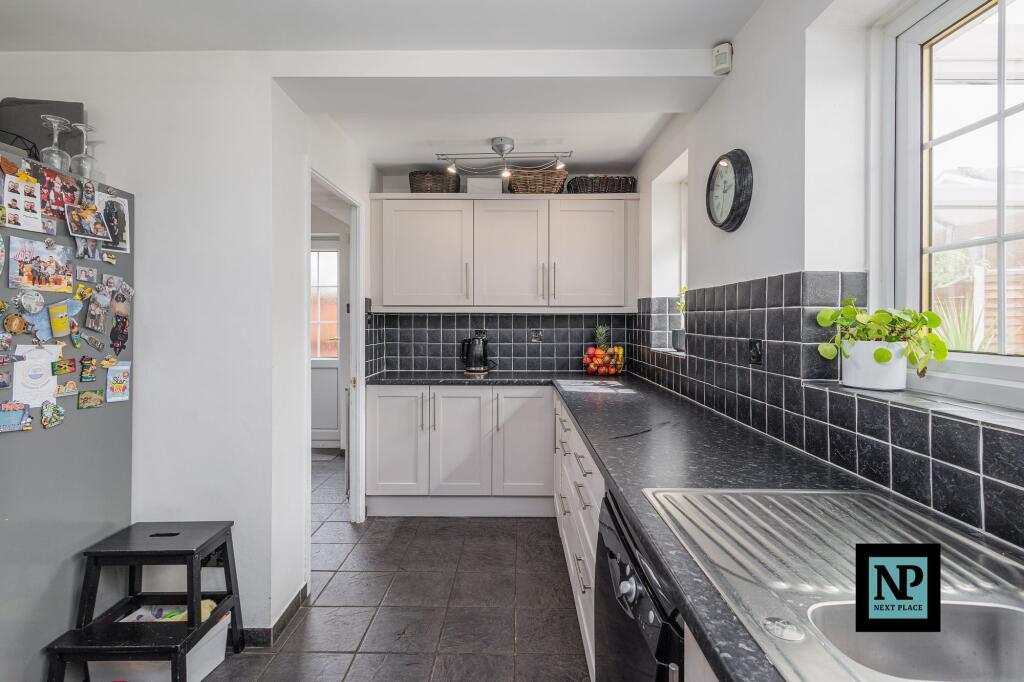 Additional image 14 of Avill, Hockley, B77