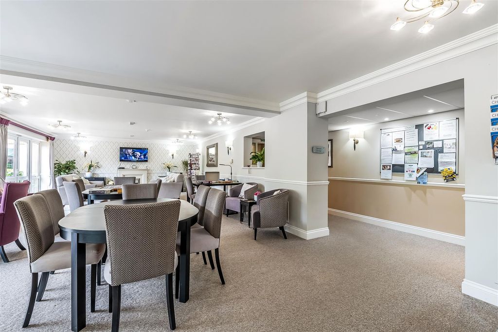 Additional image 11 of 1 bed property for saleLeatherhead Road, Ashtead KT21