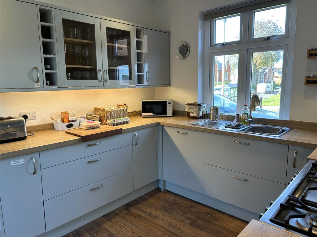 Additional image 8 of Wells Road, Glastonbury, Somerset, BA6