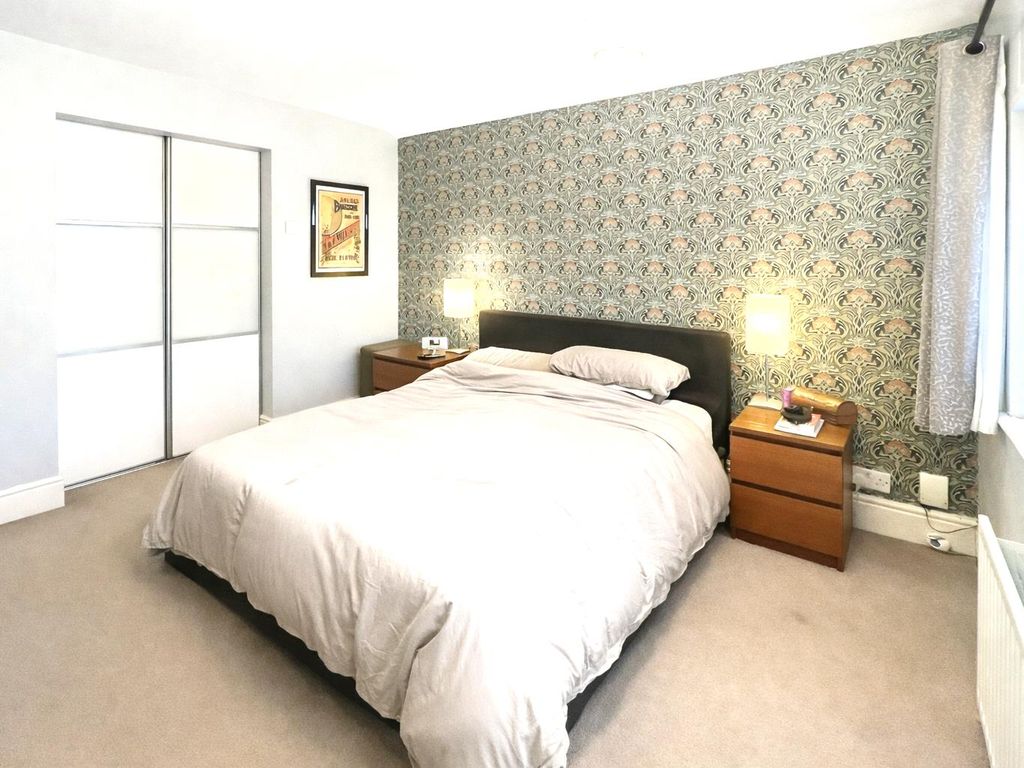 Additional image 9 of 4 bed detached house for saleNorthbrook Road, Aldershot GU11