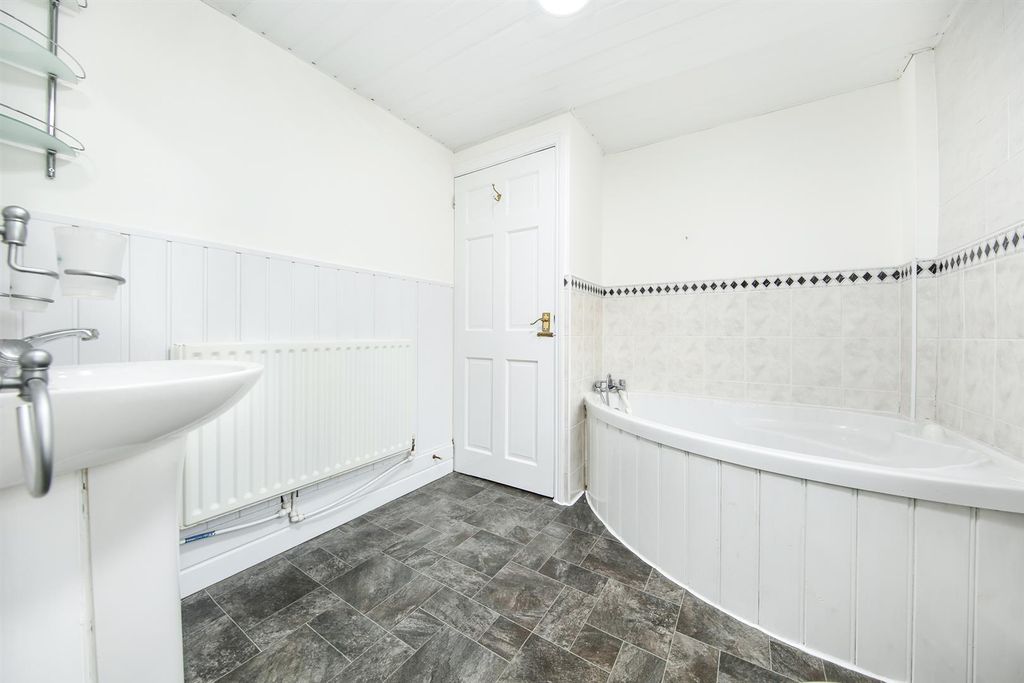 Additional image 39 of 2 bed property for saleStretton Service Station And Bungalow, Main Road, Stretton, Alfreton DE55