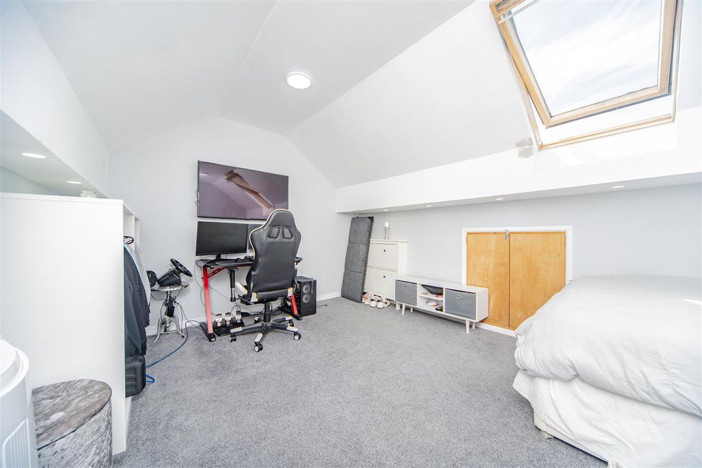 Additional image 28 of 4 bed terraced house for saleCharles Place, Barry CF62