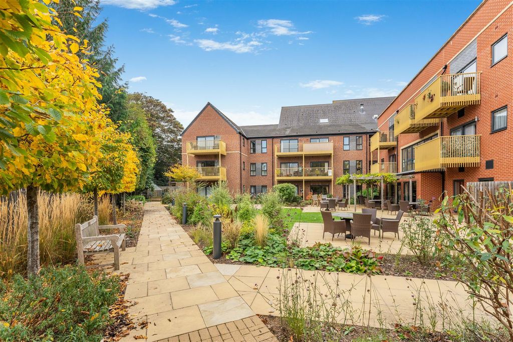 Additional image 13 of 2 bed flat for saleBath Road, Banbury OX16
