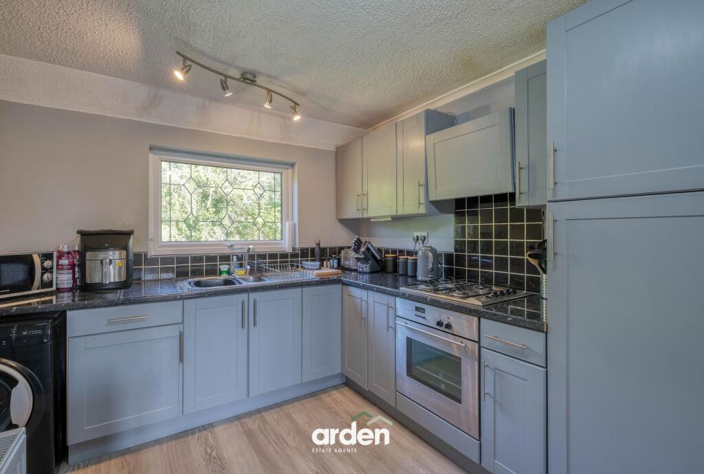 Heronfield Close, Redditch, B98 photo 3
