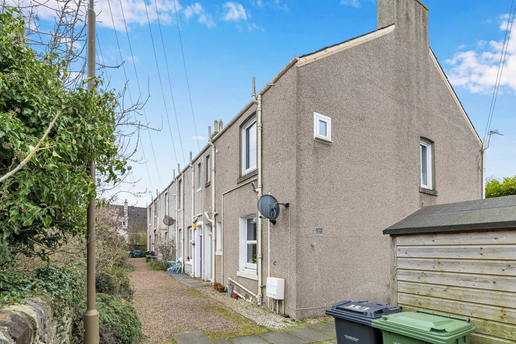 Additional image 16 of 1 bed flat for sale15/8 Belmont Road, Juniper Green, Edinburgh EH14