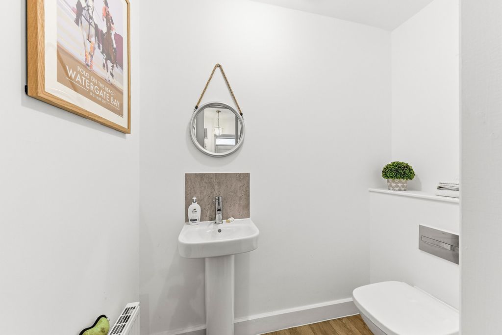 Additional image 8 of 2 bed end terrace house for saleBobbin Row, Leeds LS12