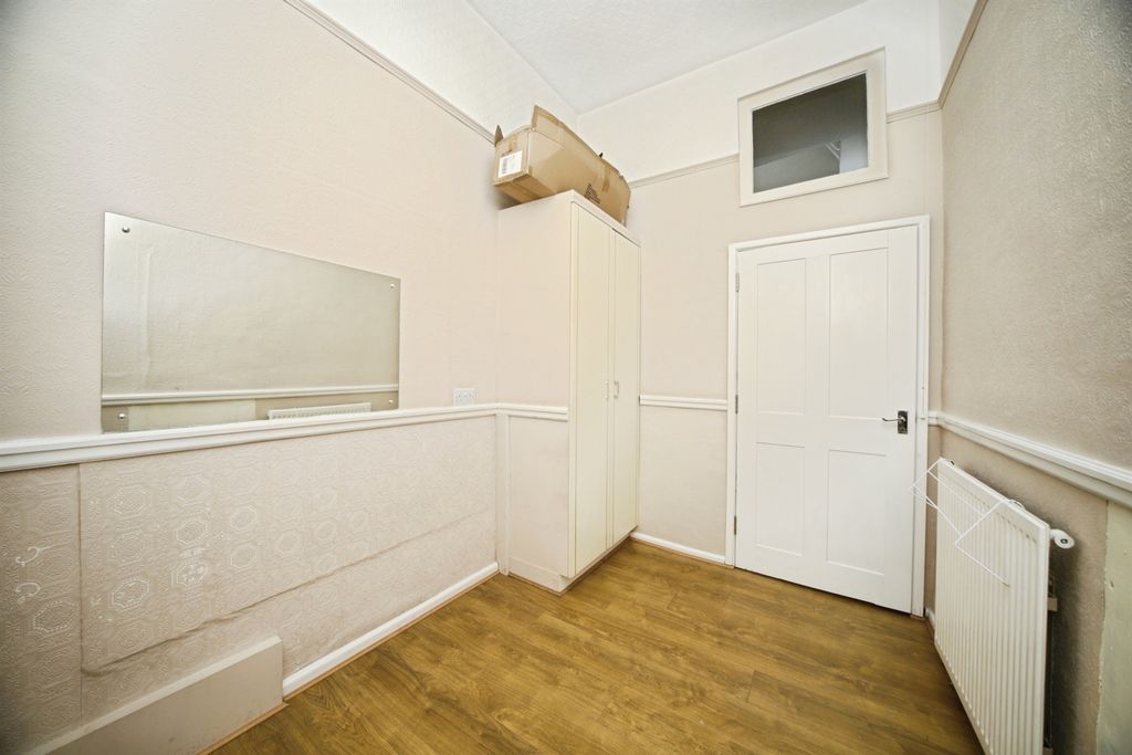 Additional image 14 of 2 bed flat for saleMarket Street, Crewkerne TA18
