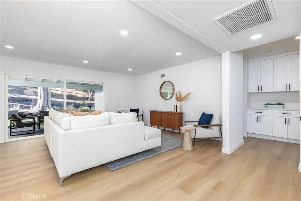 Additional image 5 of 4793 Excelente Drive, Woodland Hills, CA 91364